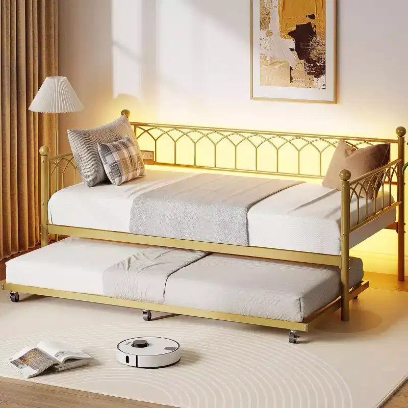 Twin Day Bed, Metal Sofa Bed Frame with Pull Out Trundle for Living Room, Bedroom, Apartment and Small Spaces